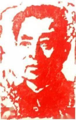 想要对付敌人，是不是了解对方的信息更透彻越有致胜的把握？游戏画面